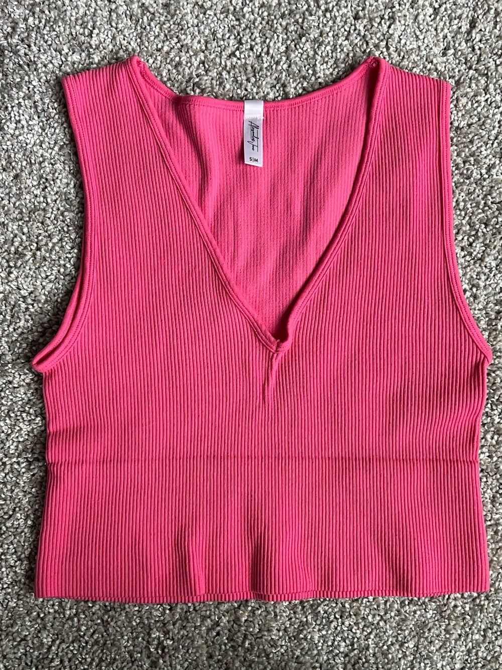 Alexander Jane V-Neck Sleeveless Cropped Tank Top. Size S|M. Pink.